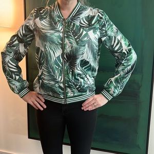 GUESS - Silk/Polyester - Palm Leaf Bomber Jacker - Size 4 (small)
